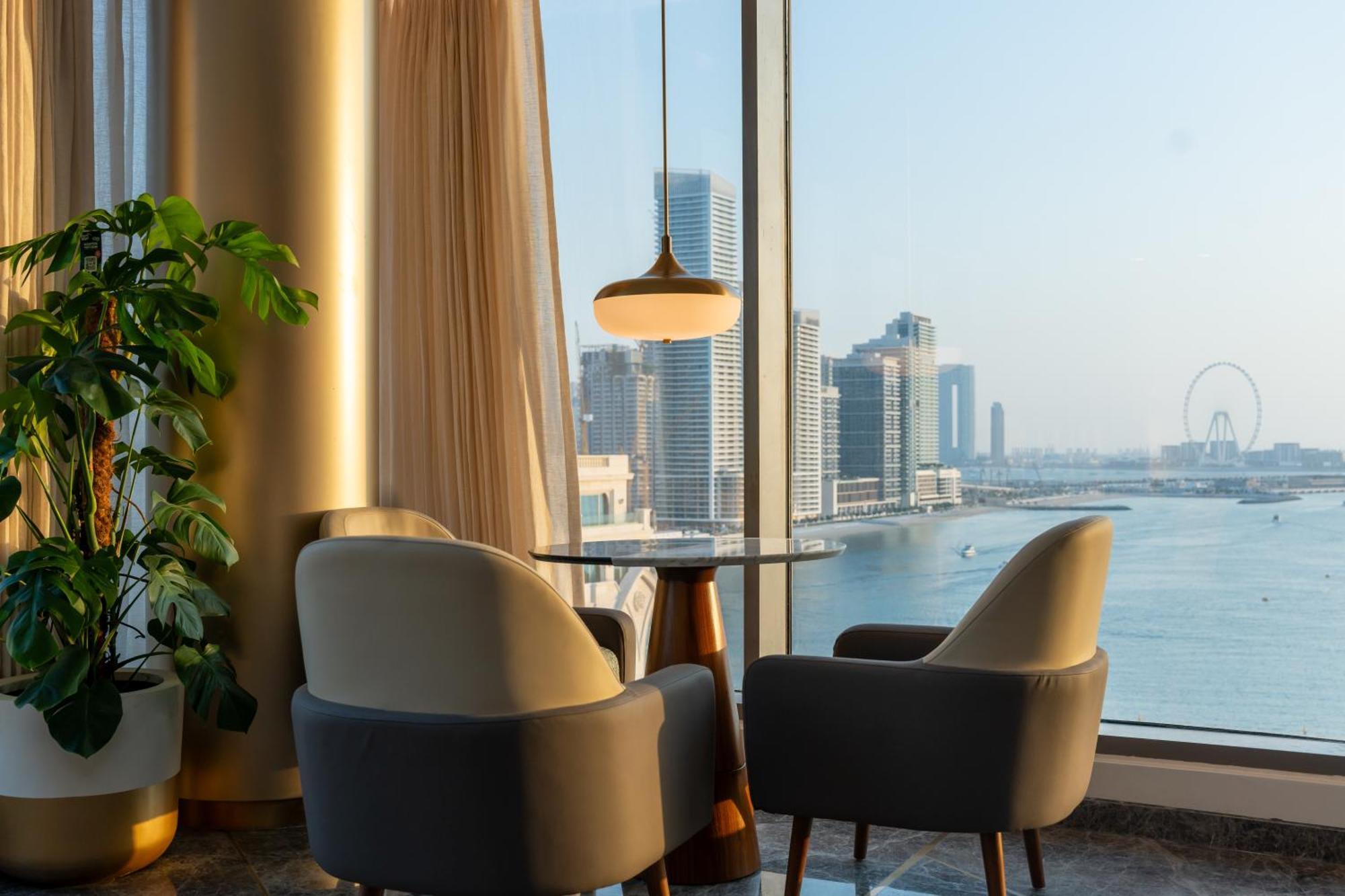 Tumbi West Palm Beach Hotel Dubai,Tapestry Collection Hilton Exterior photo