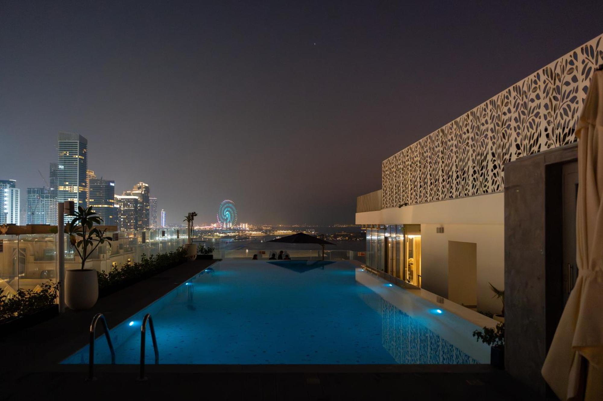 Tumbi West Palm Beach Hotel Dubai,Tapestry Collection Hilton Exterior photo