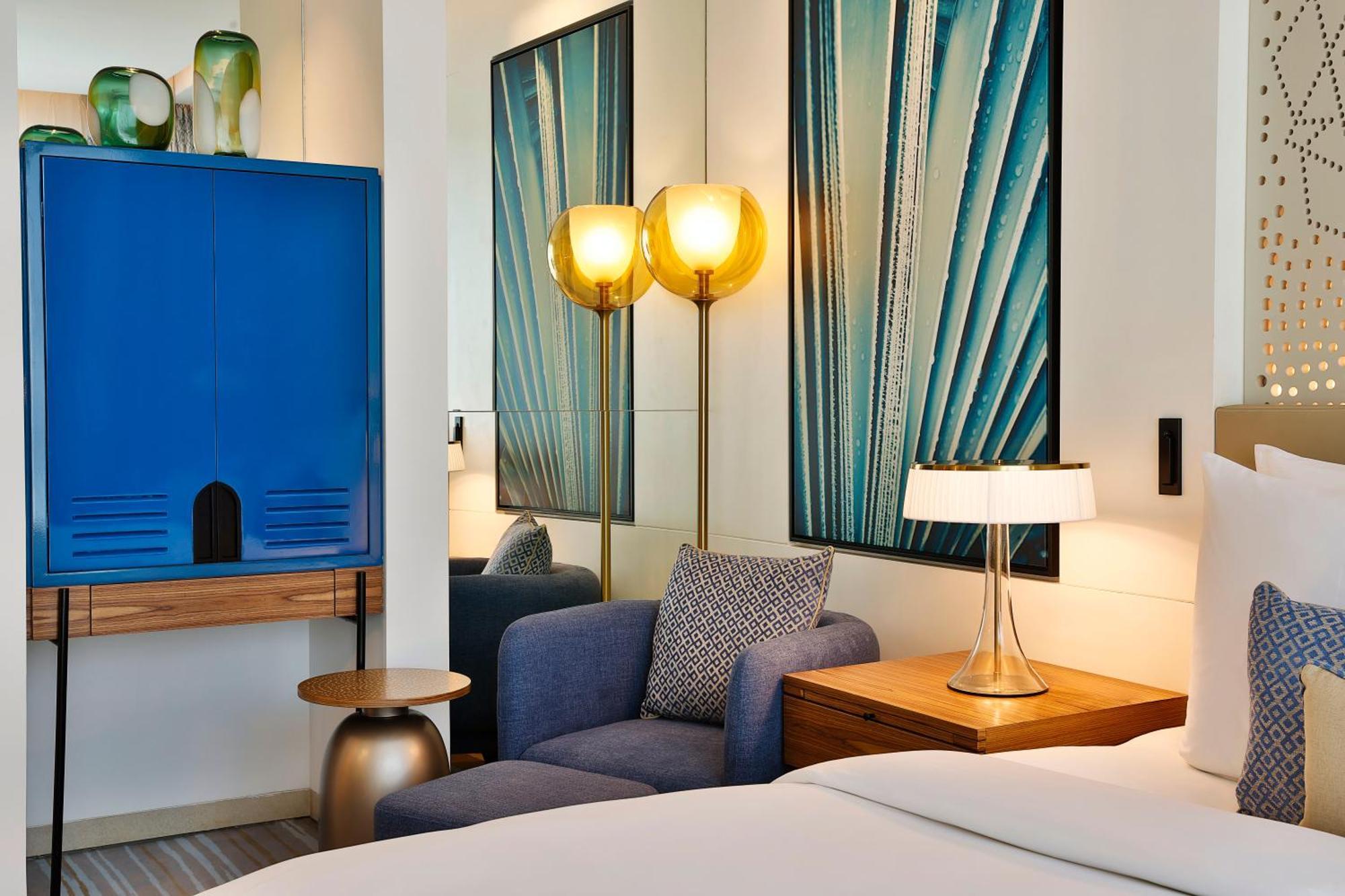 Tumbi West Palm Beach Hotel Dubai,Tapestry Collection Hilton Exterior photo