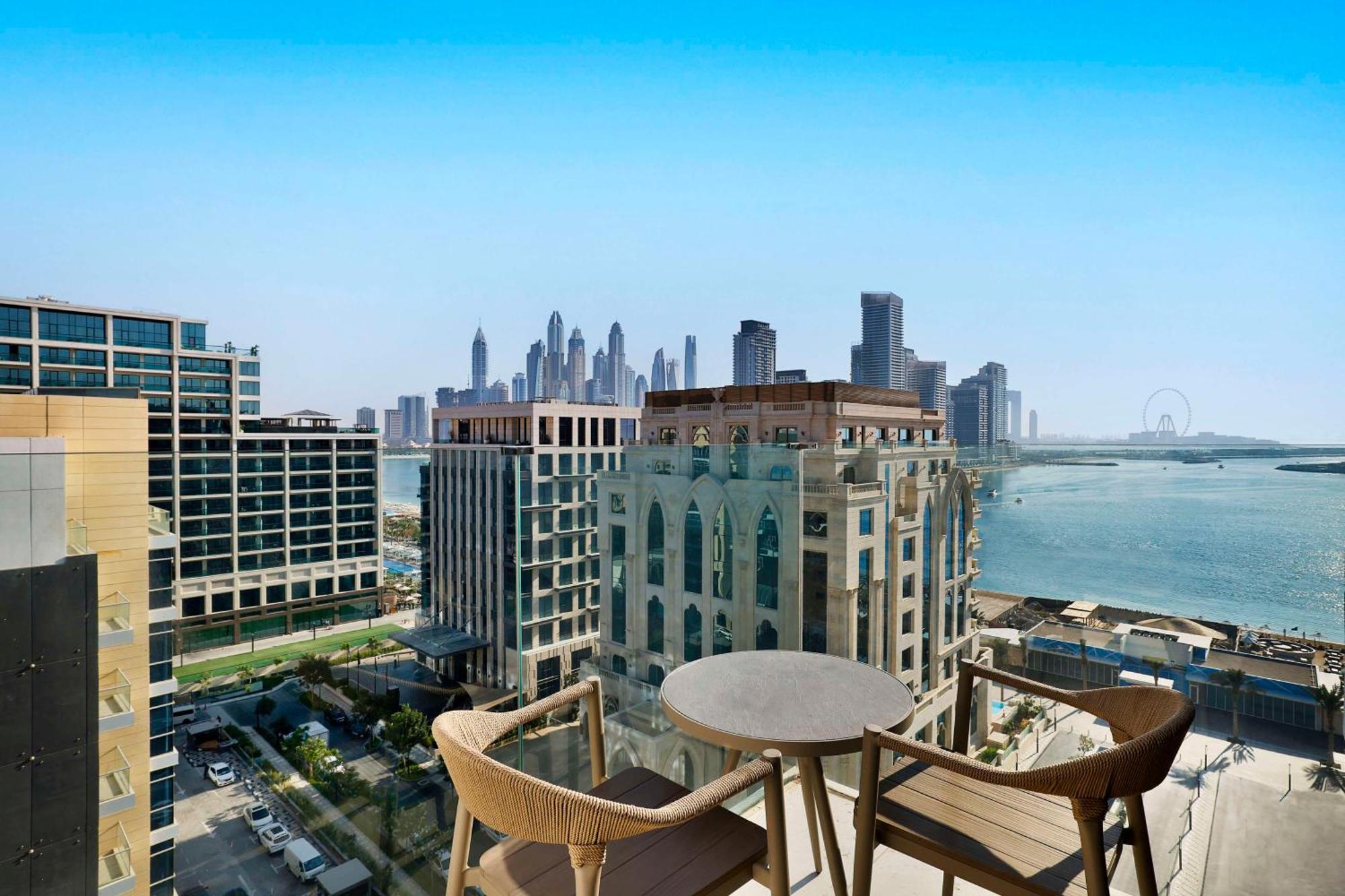 Tumbi West Palm Beach Hotel Dubai,Tapestry Collection Hilton Exterior photo